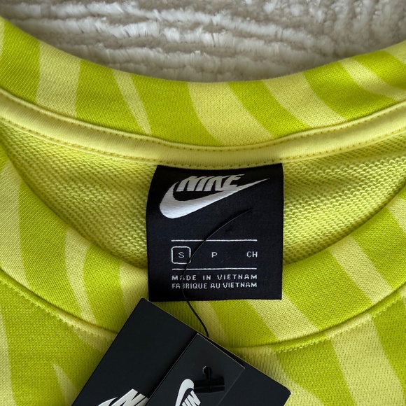 Nike NSW Icon Clash Crewneck Sweatshirt oversized women’s Sz S - Picture 4 of 8